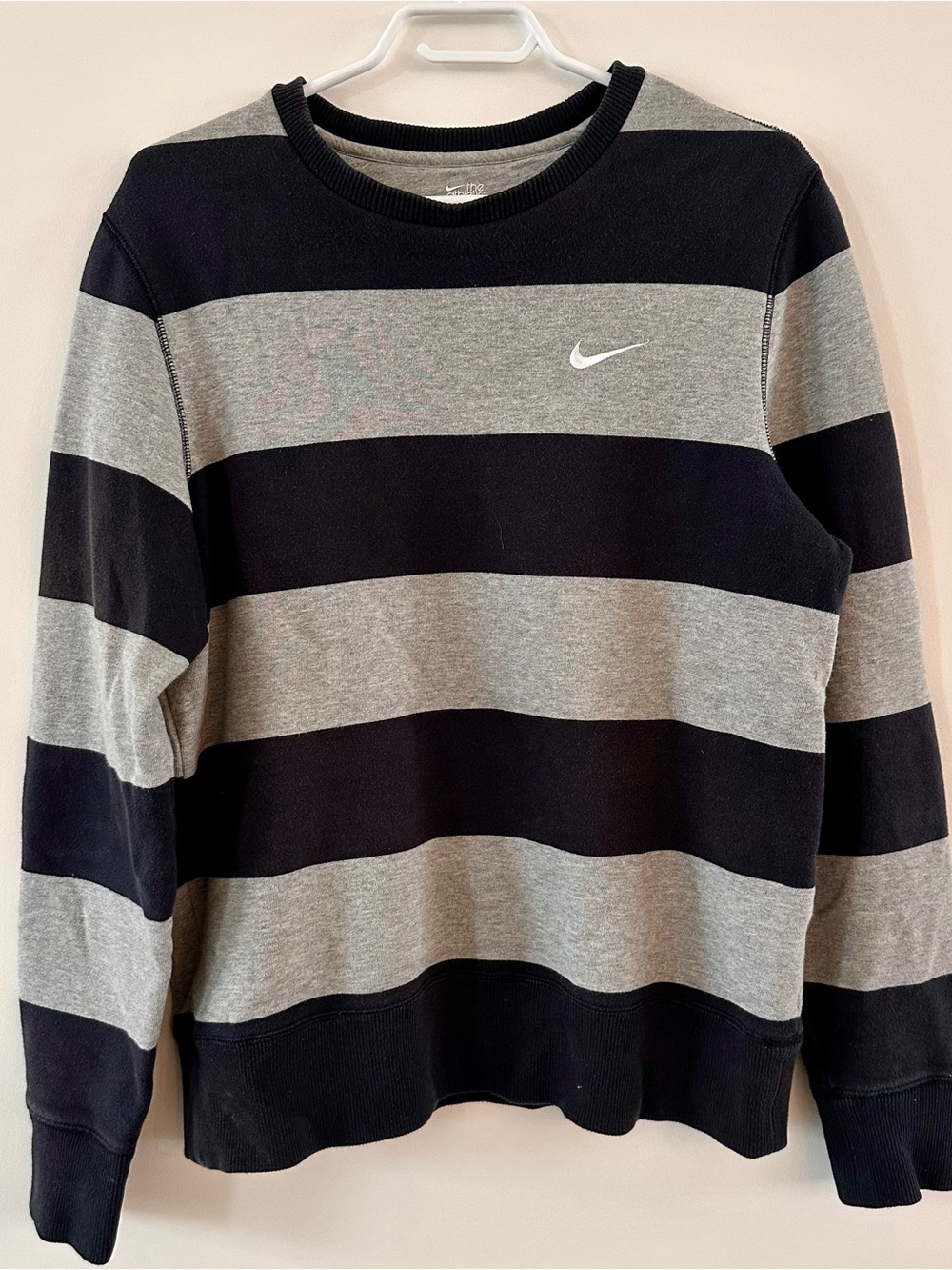 Nike Black & Gray Striped Crewneck Sweatshirt